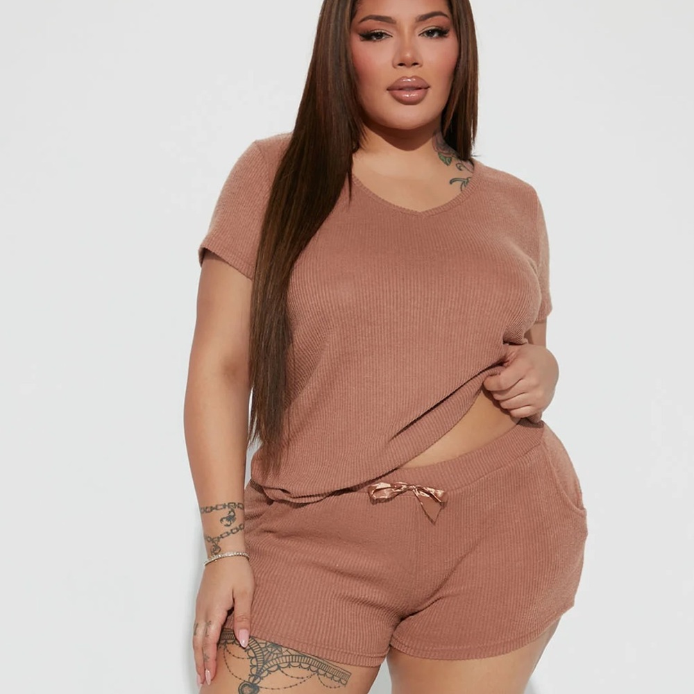 Fashion Nova 2 Piece Pajama Set 2x NWOT